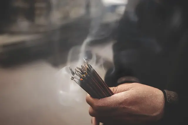 La méditation pour maîtriser votre stress : guide et conseils