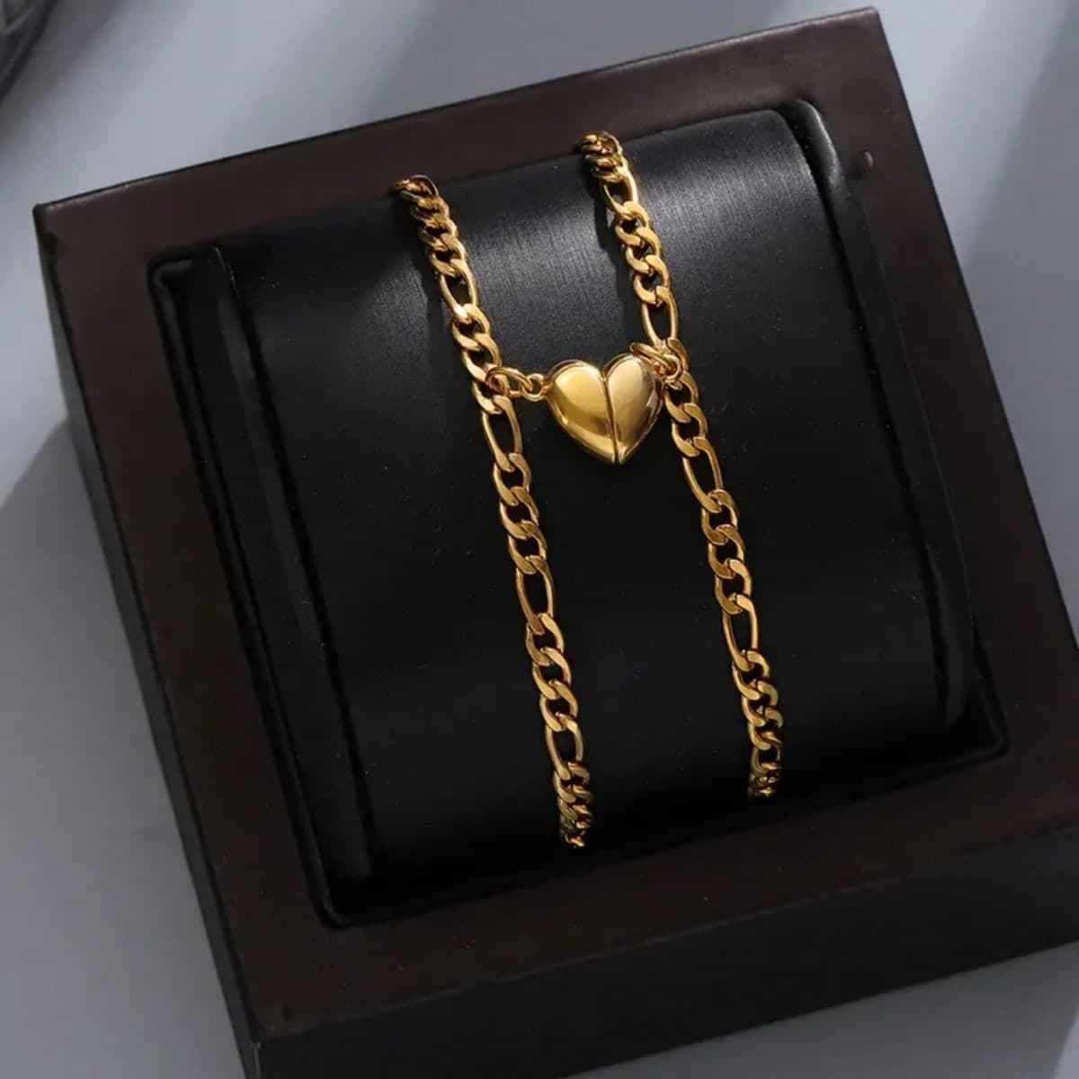 2 Pièces/set Accessoires Minimalistes Et Charmants Pour Couples, Bracelet En Couple En Forme De Coeur Magnétique Avec Une Affection Sincère,